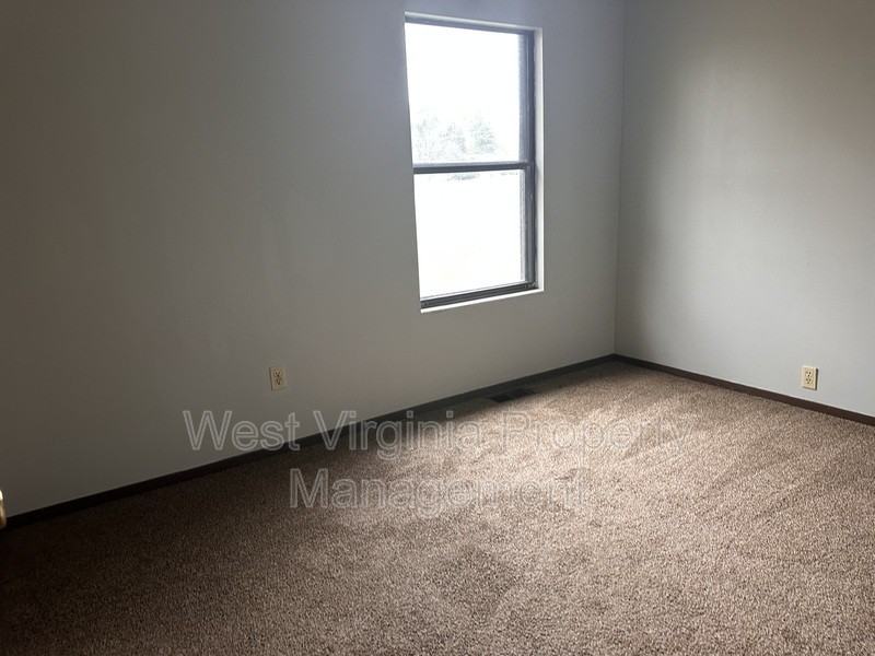 82 Beagle Club Rd #8 - Photo 7 of 7