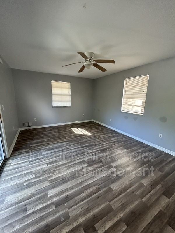 705 6th Ave Ne #A - Photo 7 of 12