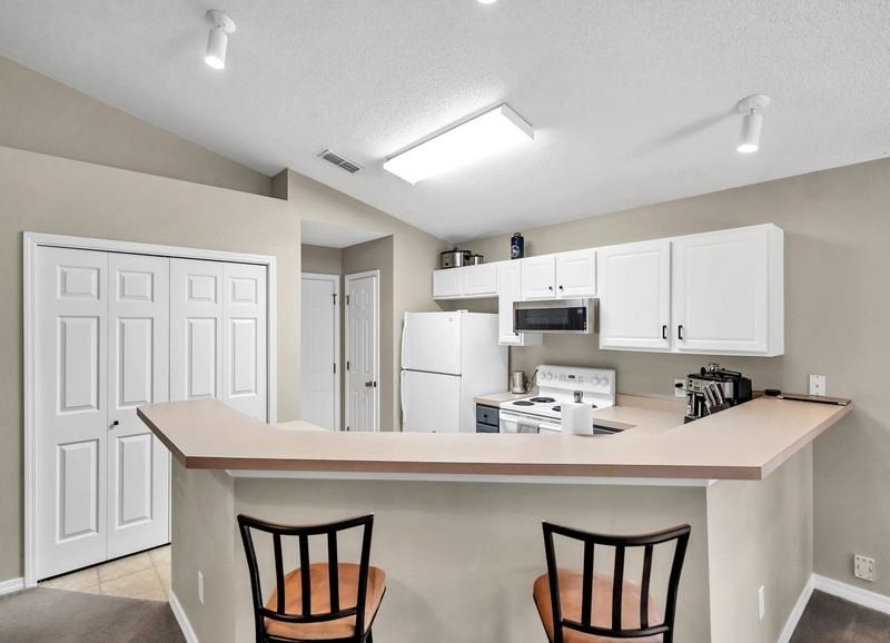 2024 Reserve Blvd - Photo 6 of 35