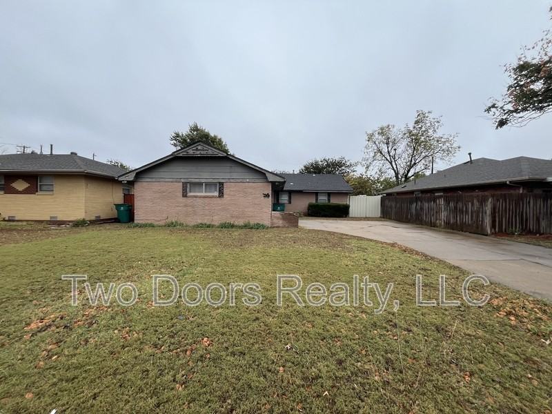 7108 S Winston Way - Photo 2 of 28