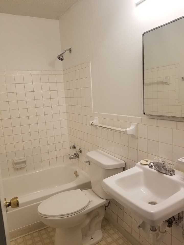 Knollridge Garden Apartments - Photo 6 of 7