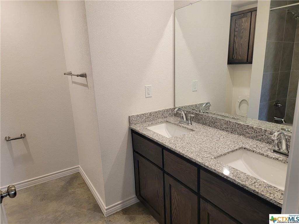 4404 Water Street - Photo 7 of 8