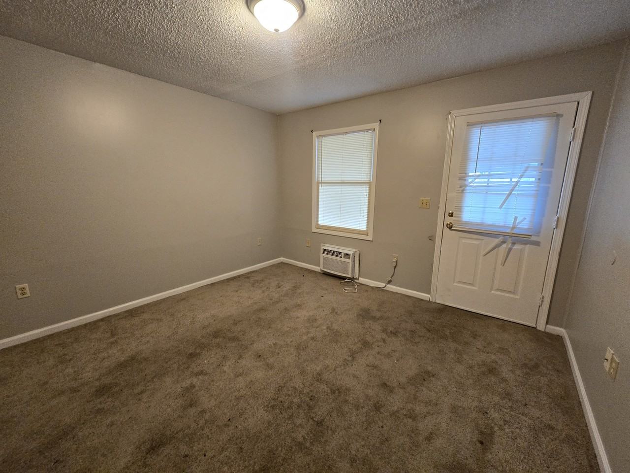517 Hickory Street - Photo 2 of 8