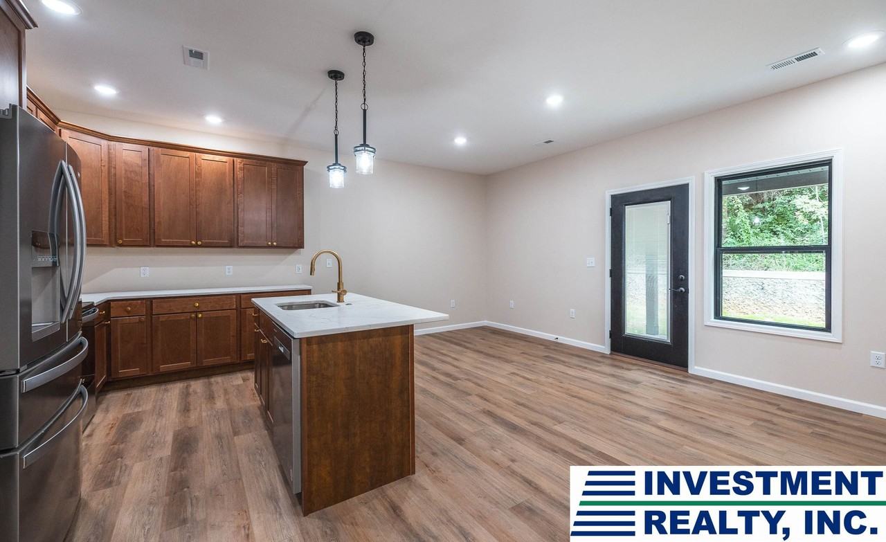 M182-MF3 - Photo 4 of 28