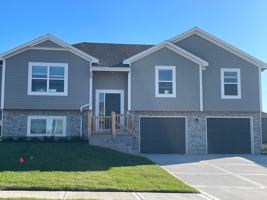 featured image of 703 Summer Dawn Cir