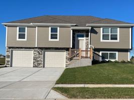 featured image of 700 Summer Dawn Cir