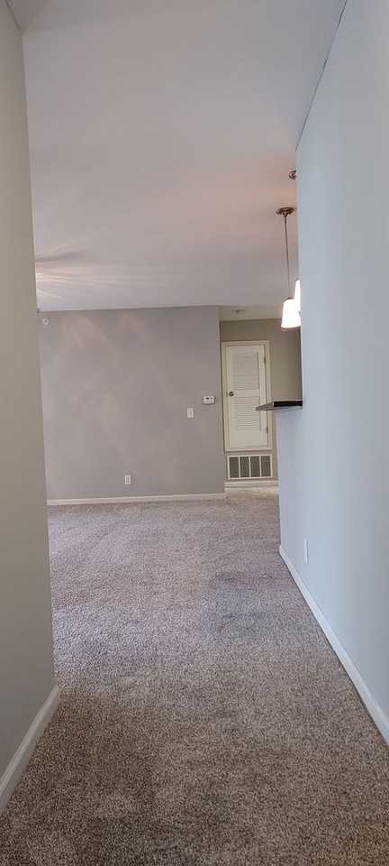 Foxboro Apartments - Photo 6 of 42