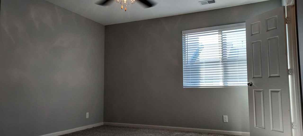 Foxboro Apartments - Photo 7 of 42