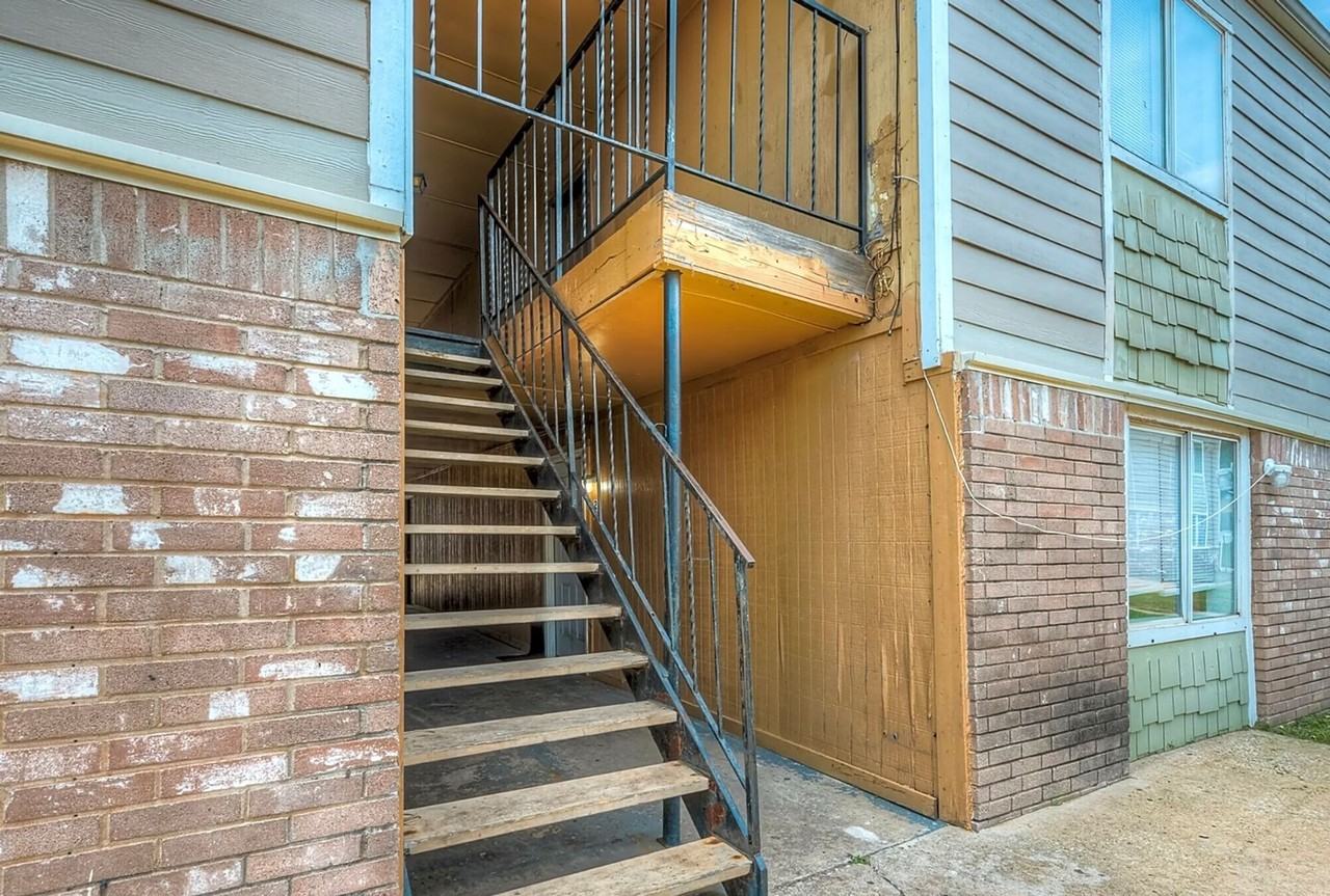 The Vue at Garden Square - Photo 2 of 7