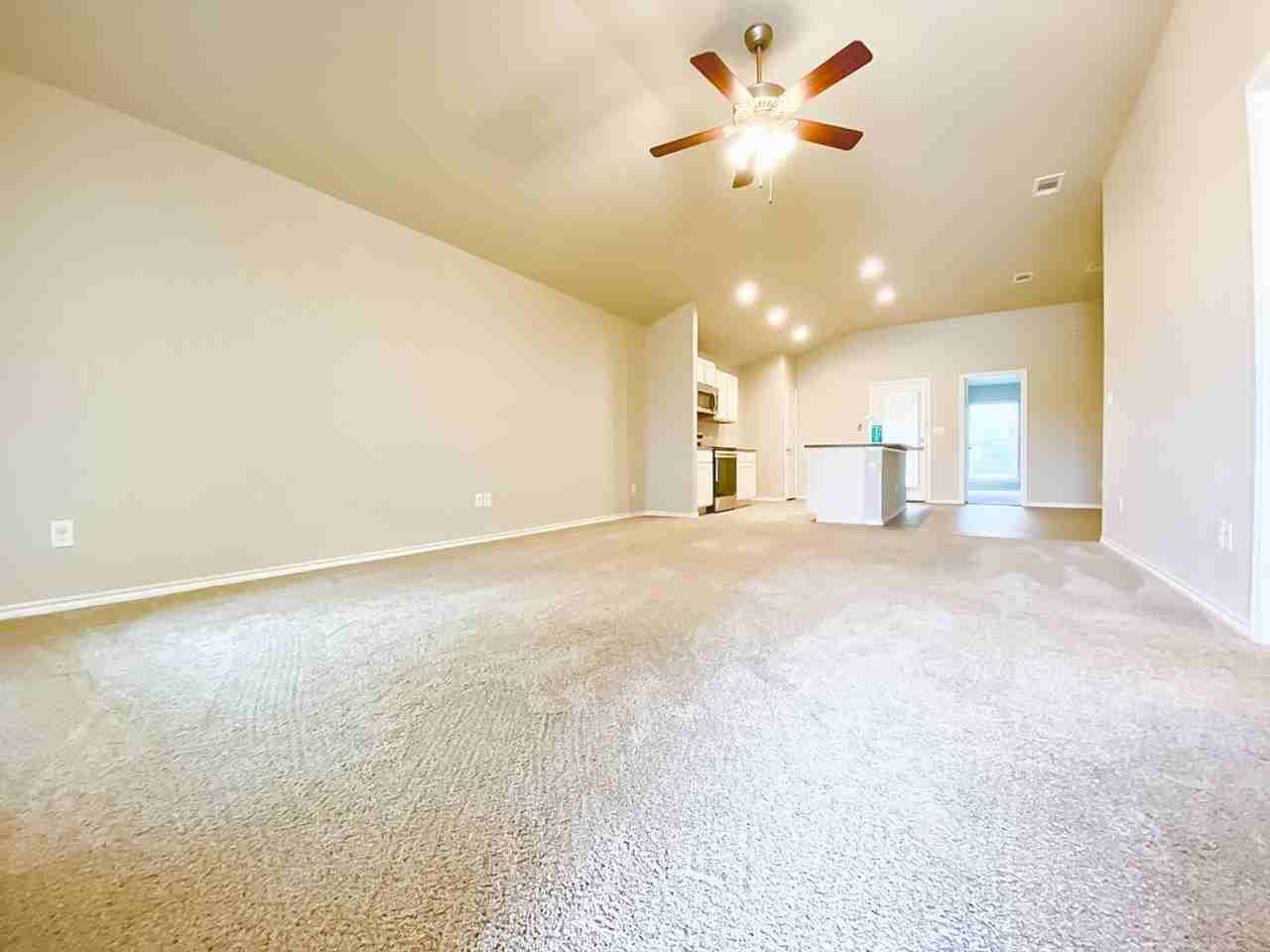 10423 Waverly Ave - Photo 3 of 30