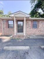 featured image of 1511 W Knollwood Cir