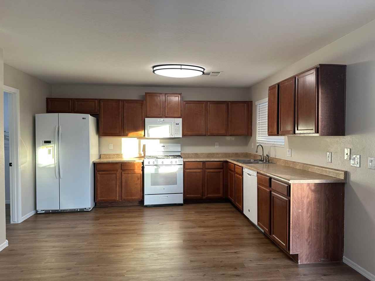 4249 E Rousay Dr - Photo 7 of 29