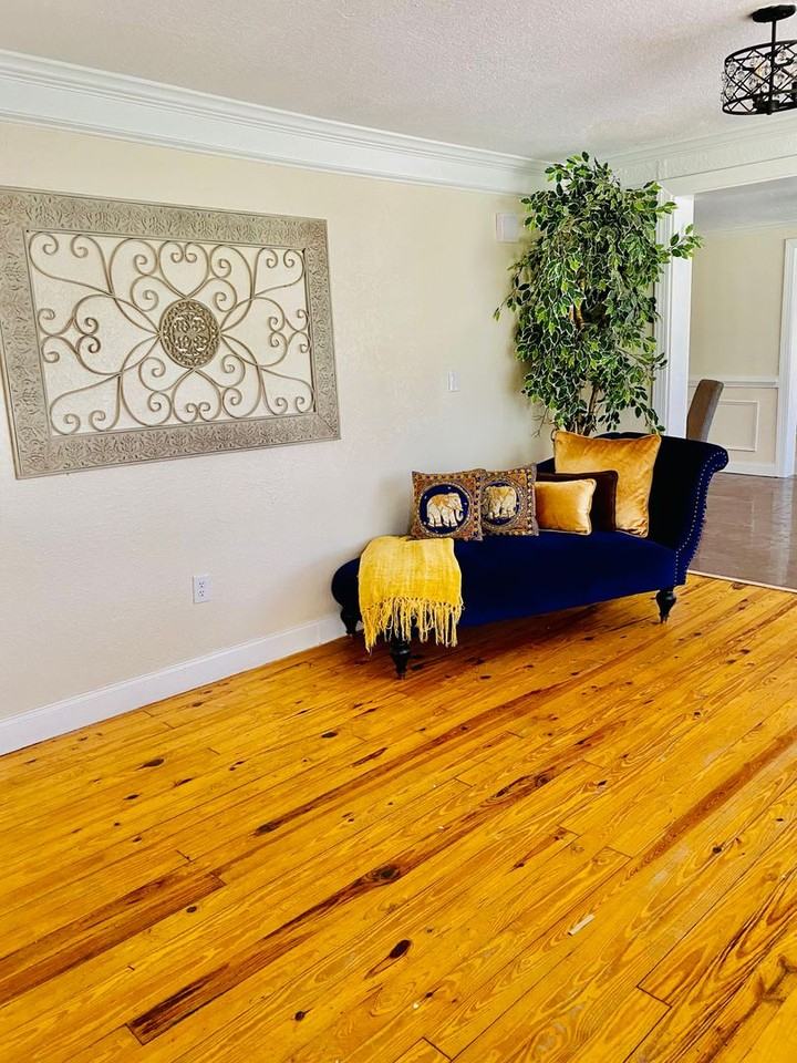 13141 Ne 21st Ave - Photo 5 of 10