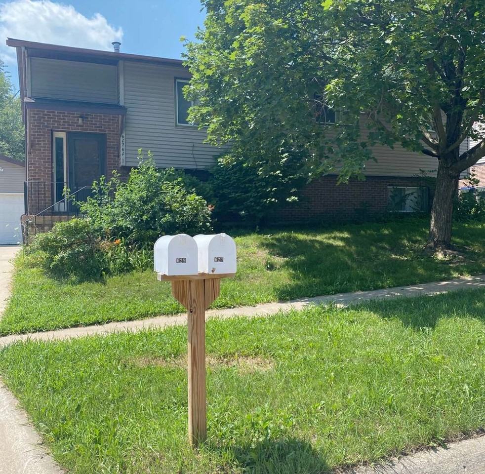 627 Westgate Street - Photo 3 of 5