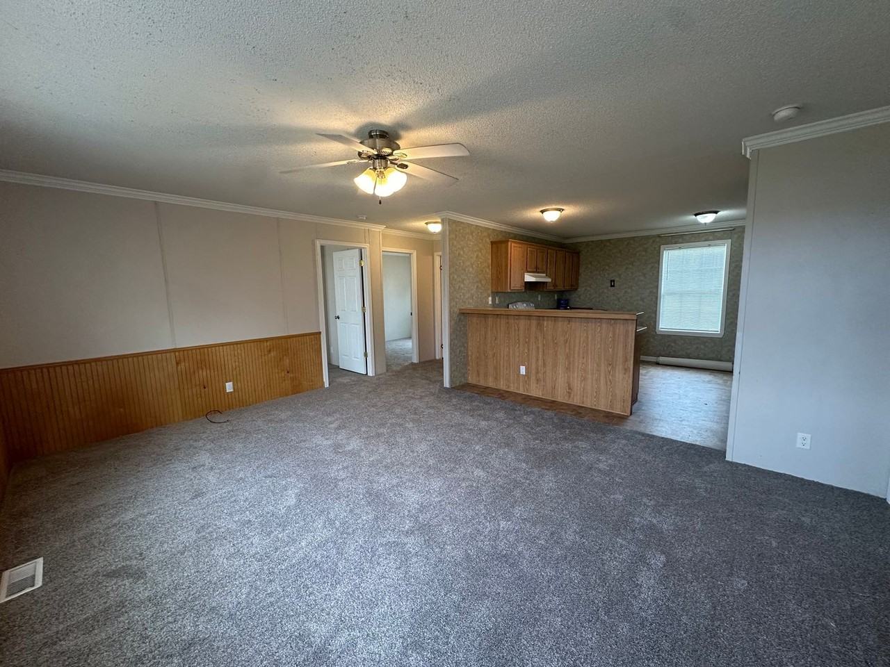 431 Us Highway 158 E - Photo 2 of 9