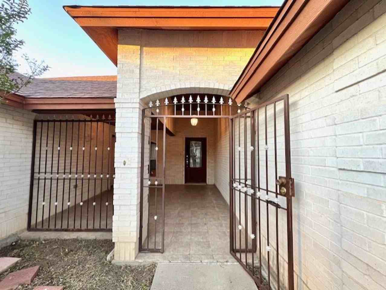 4104 Jalapa St - Photo 2 of 28