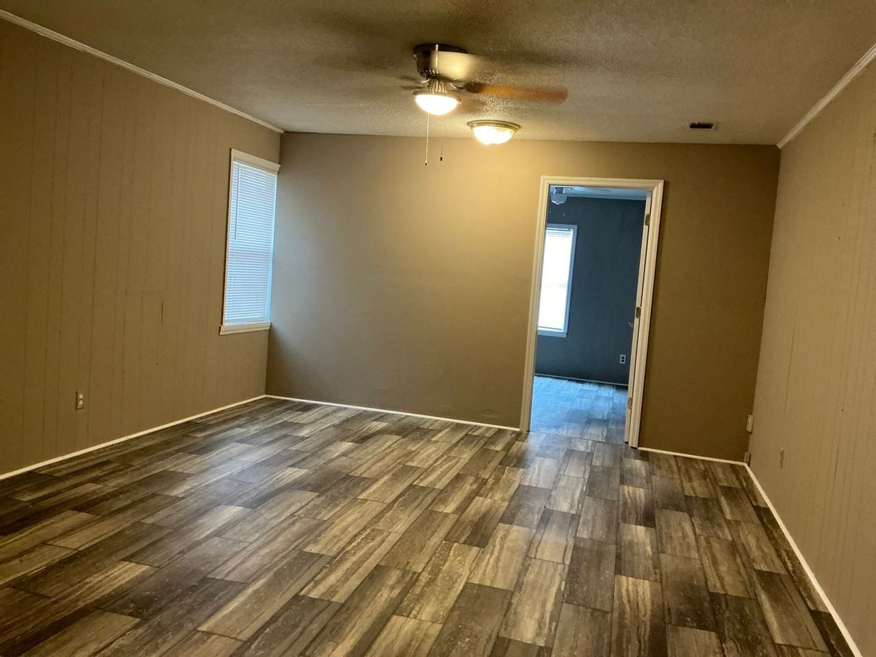4087 Memorial Dr - Photo 2 of 17