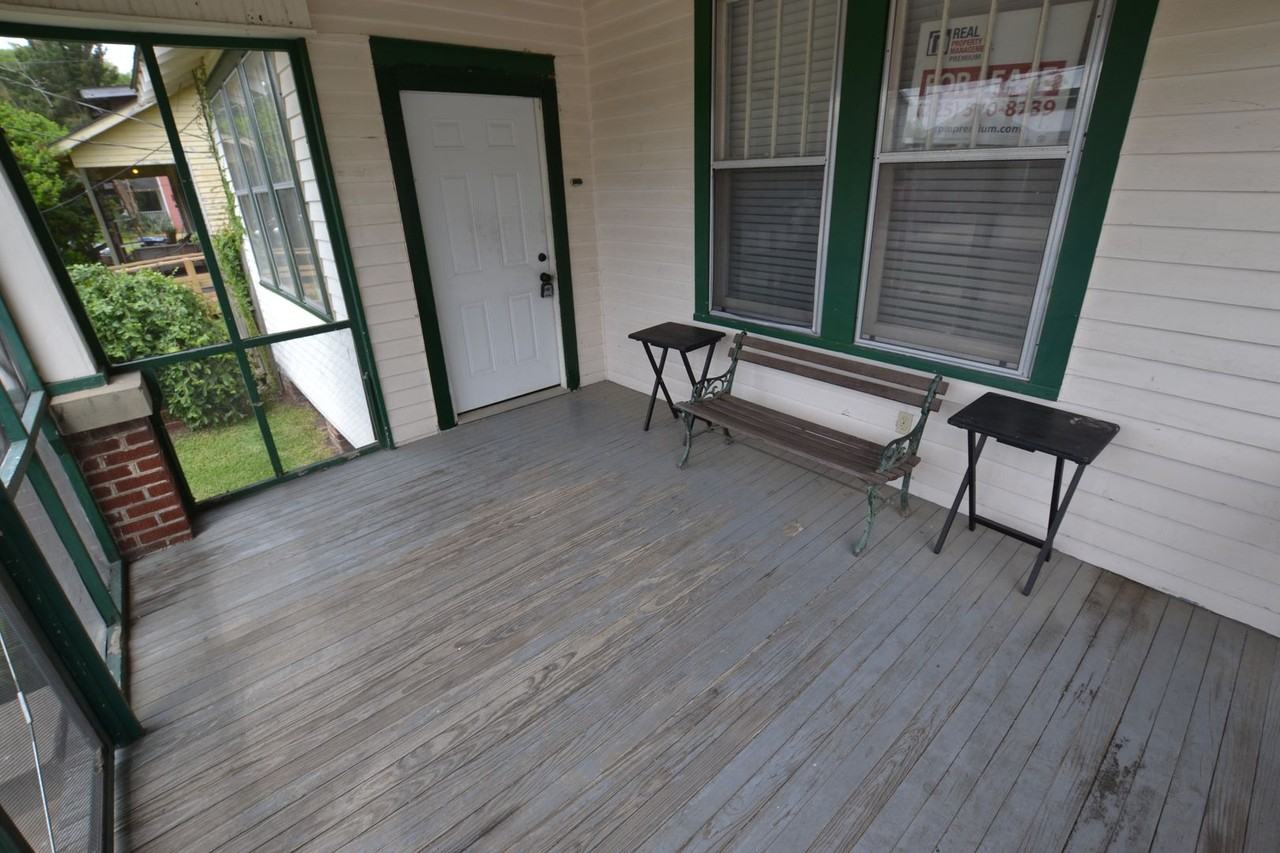 534 California Ave - Photo 3 of 47