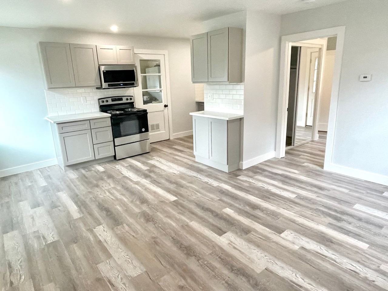 3219 Se 119th Ave - Photo 3 of 12