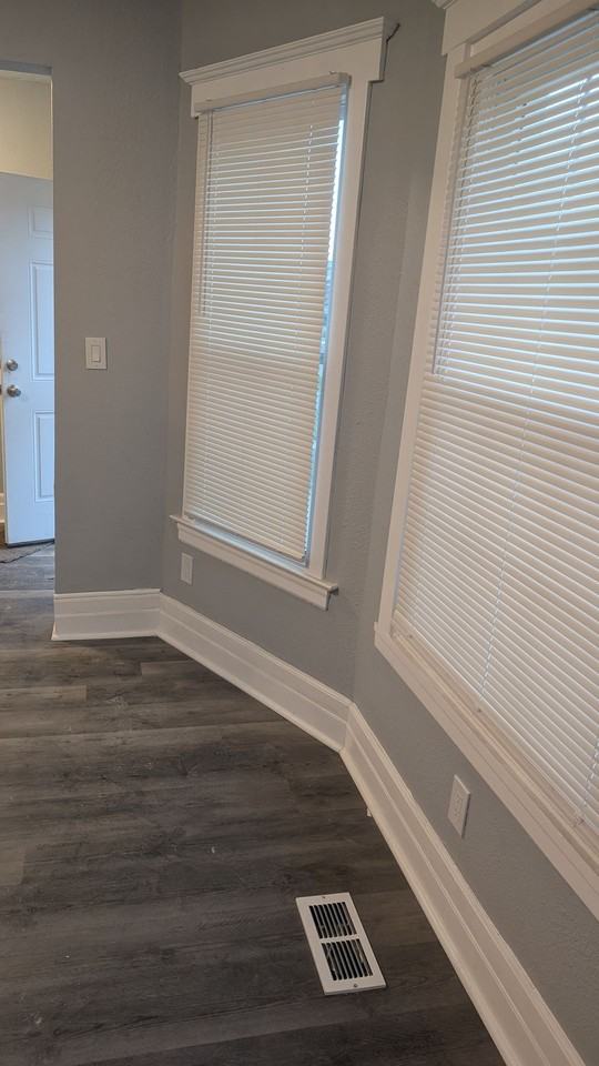 1542 1542 W. Euclid - 1542 W. Euclid - Photo 6 of 18