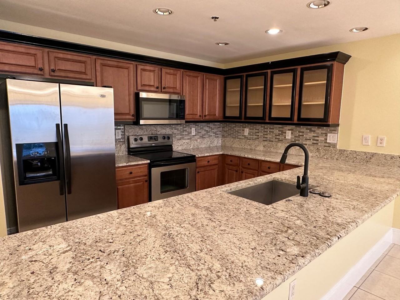 113 Brooks St Se #503 - Photo 5 of 27