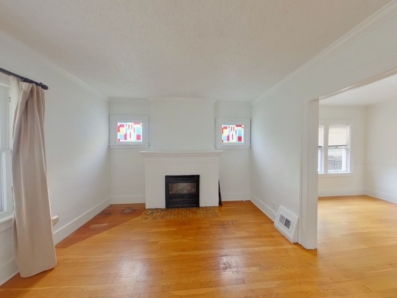 323 S Clifton Ave - Photo 3 of 15