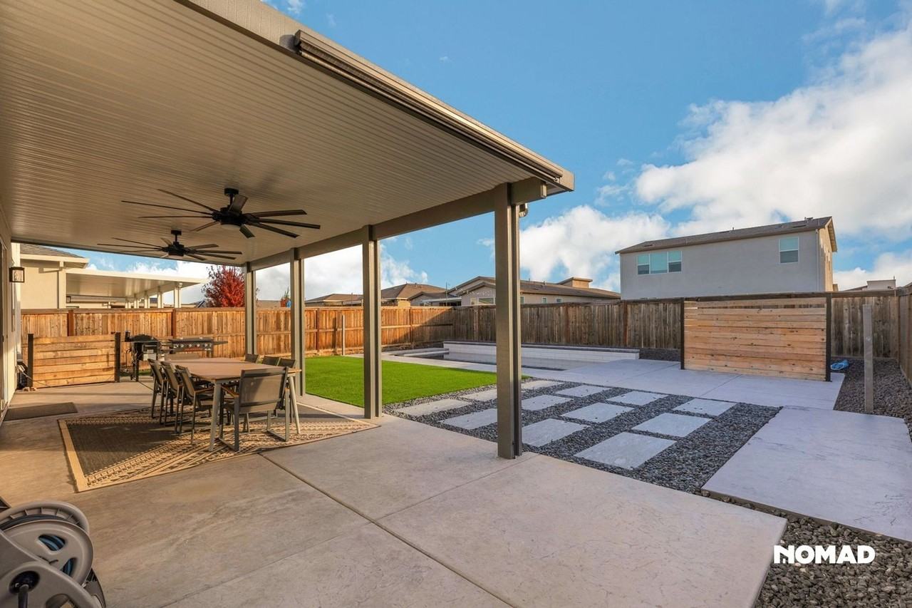 4535 Tiller Way - Photo 5 of 33