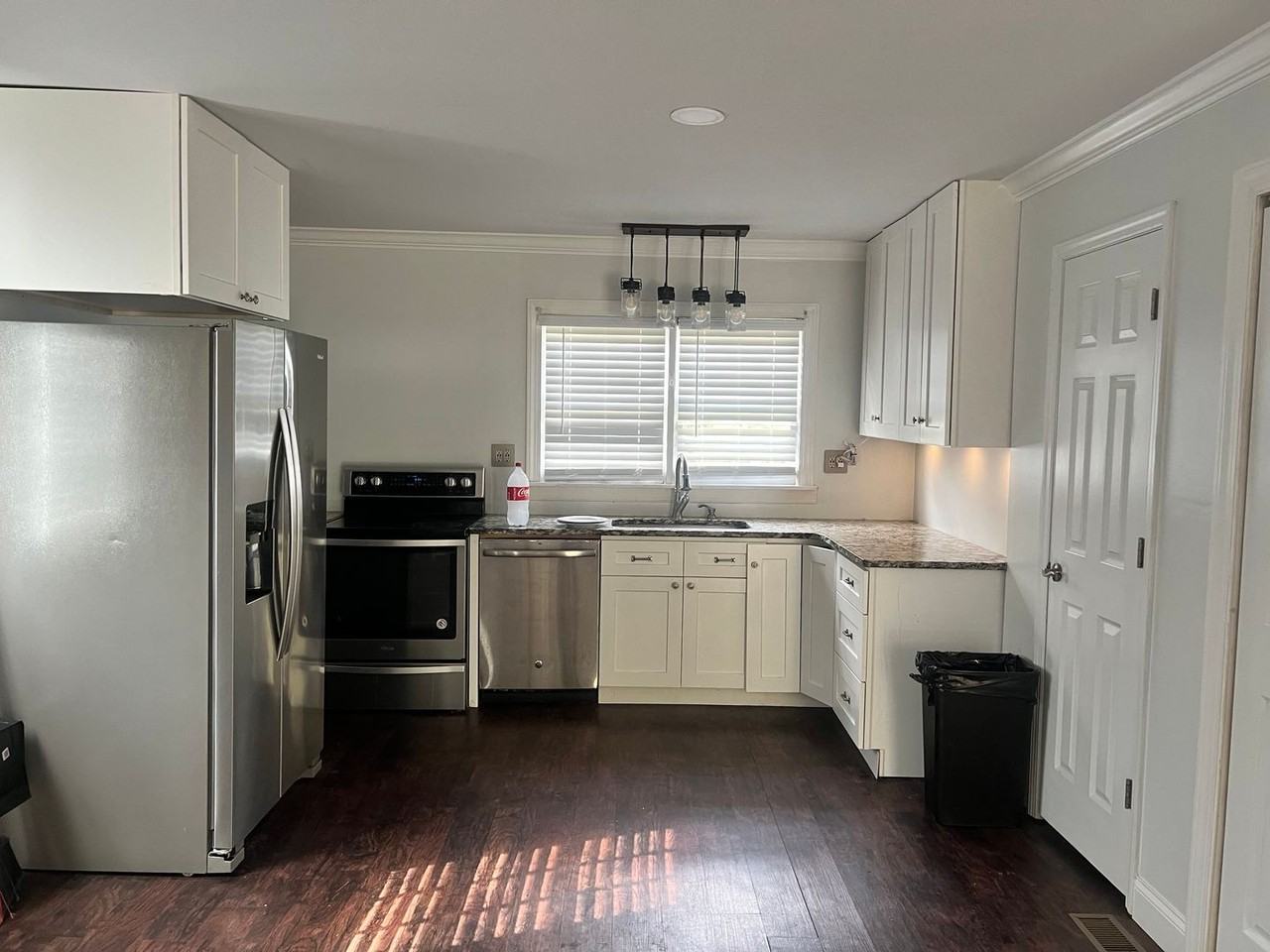 4270 S Valley Rd - Photo 2 of 3