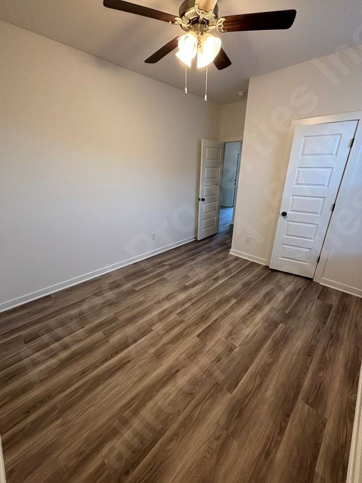 312 N Yona Ln - Photo 7 of 18