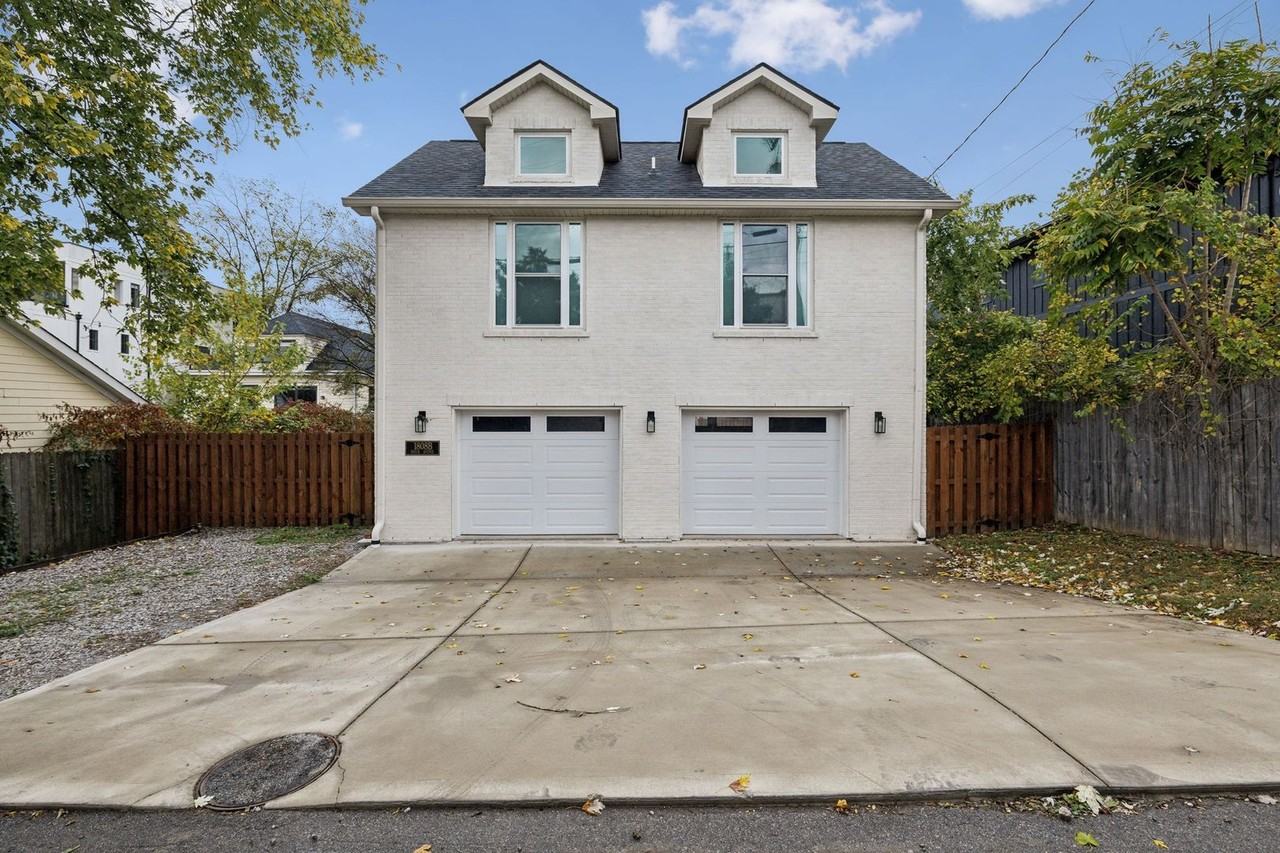 1808 Beech Ave #B - Photo 3 of 21