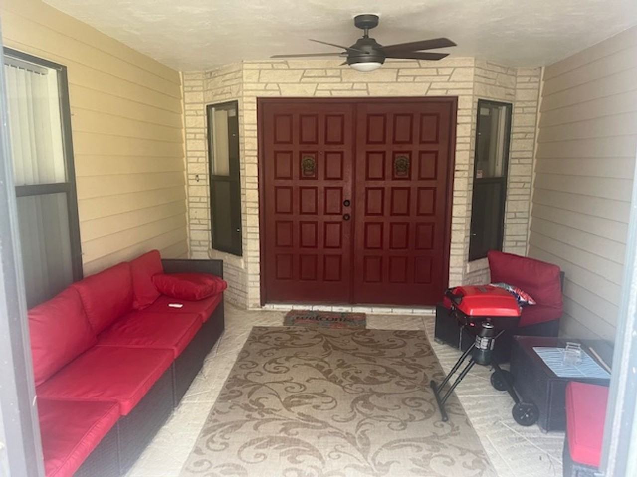 164 Sea Pines Cir - Photo 2 of 7