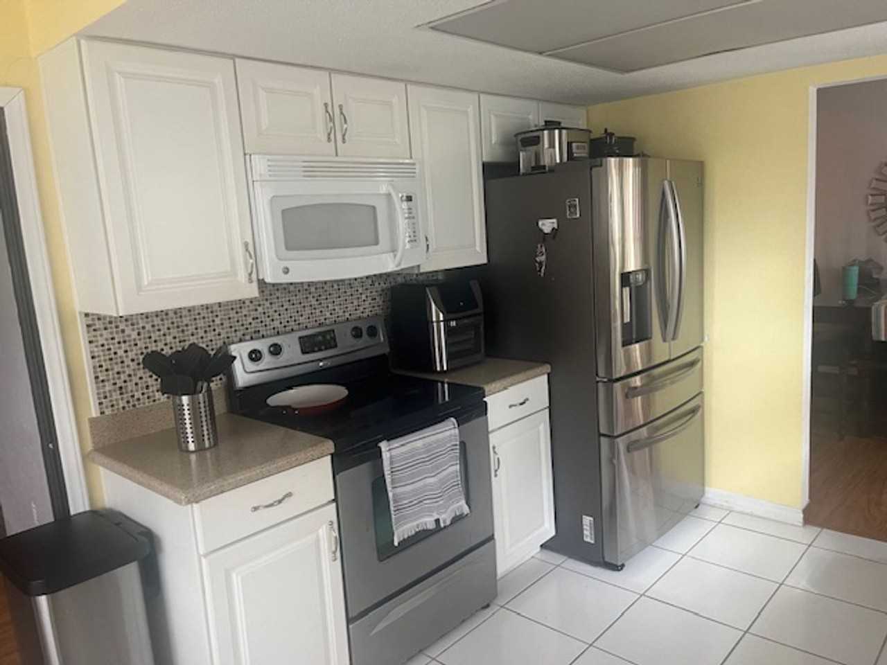 164 Sea Pines Cir - Photo 3 of 7