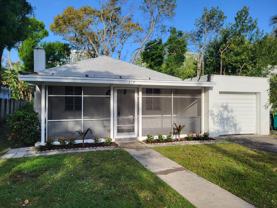 319 SE 11 Ave - Photo 1 of 1