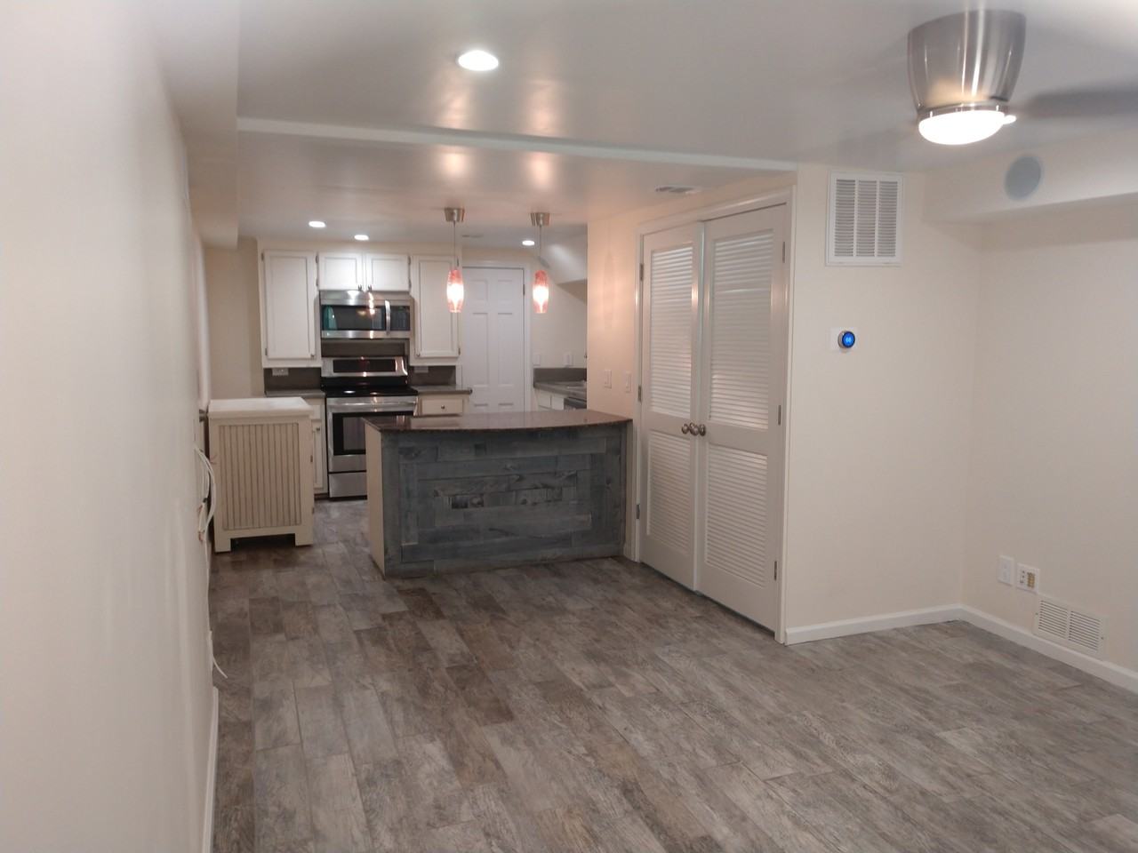 1882 Bruce Rd Ne #NA - Photo 2 of 10