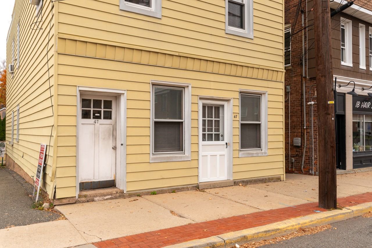 47 Roseland Ave #1 - Photo 2 of 28