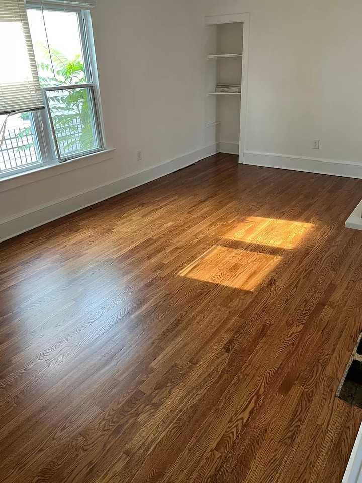 305 Grovers Avenue #NA - Photo 5 of 6