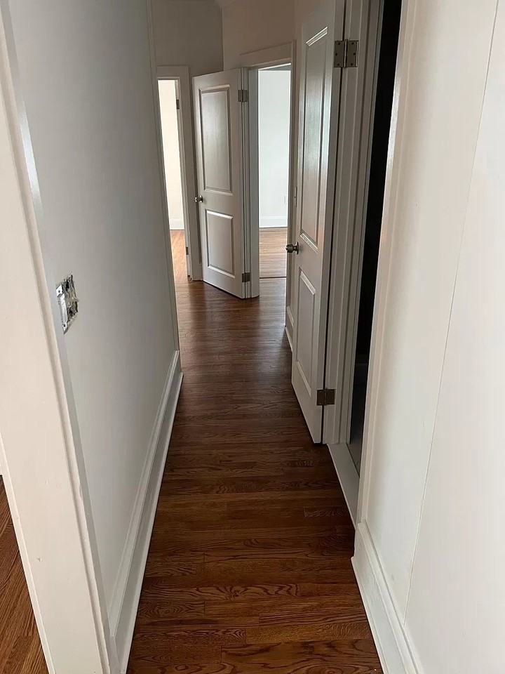 305 Grovers Avenue #NA - Photo 6 of 6