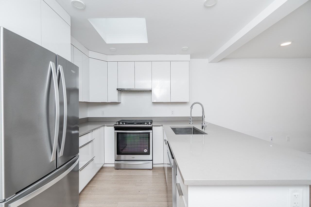 3235 West Broadway #1 - Photo 3 of 21