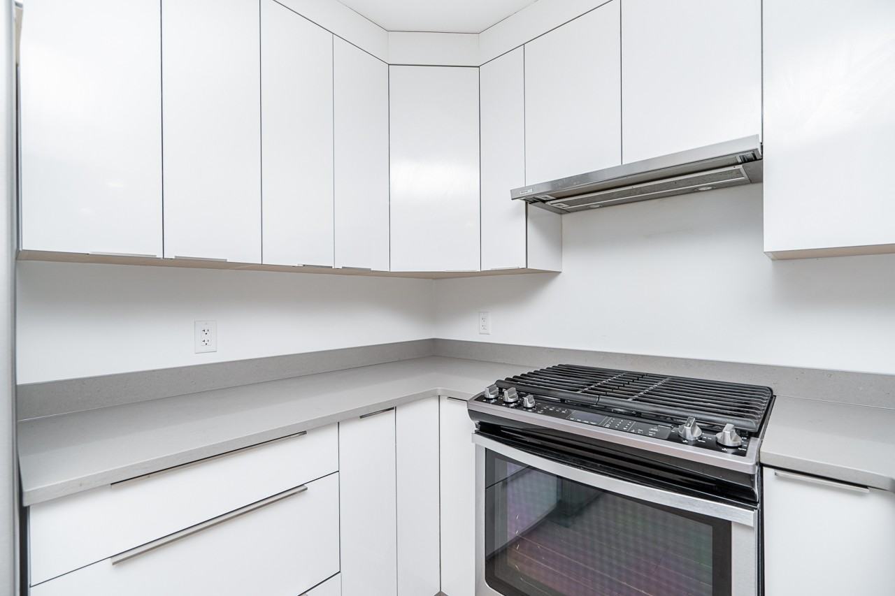 3235 West Broadway #1 - Photo 4 of 21