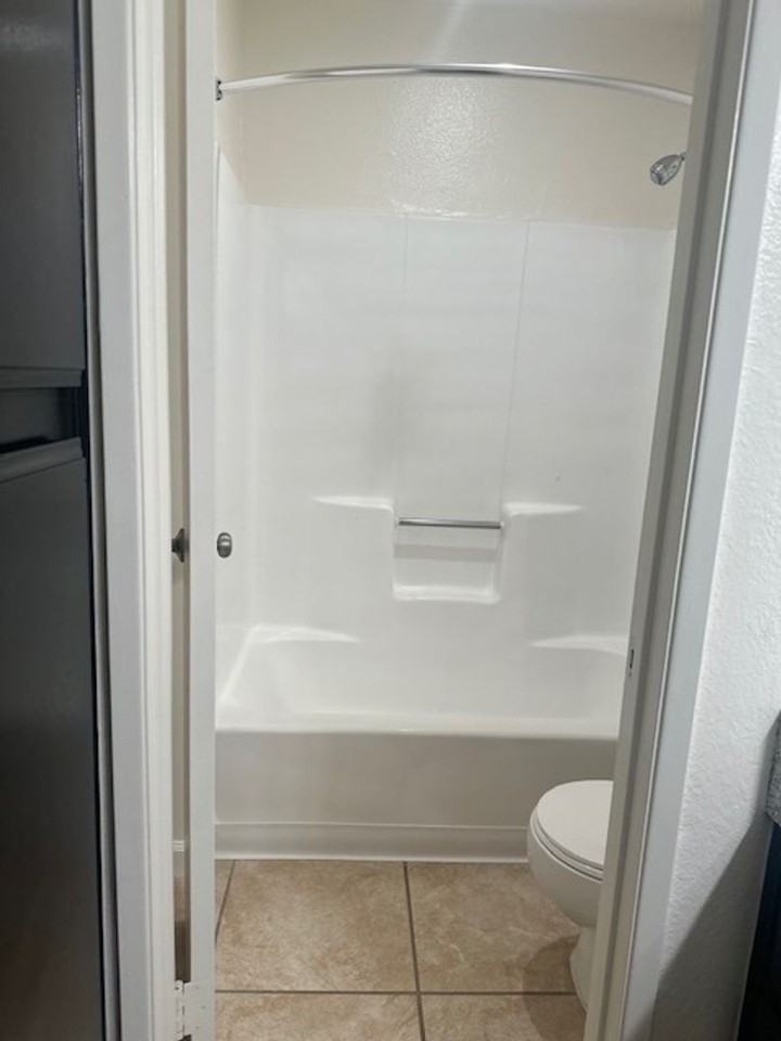 Villa Sienna Apartments - Photo 2 of 12