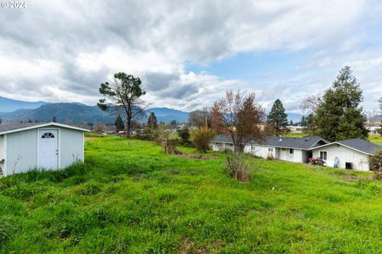 ET-0000: 625, 627, 629 E. 5th Ave - Photo 4 of 21