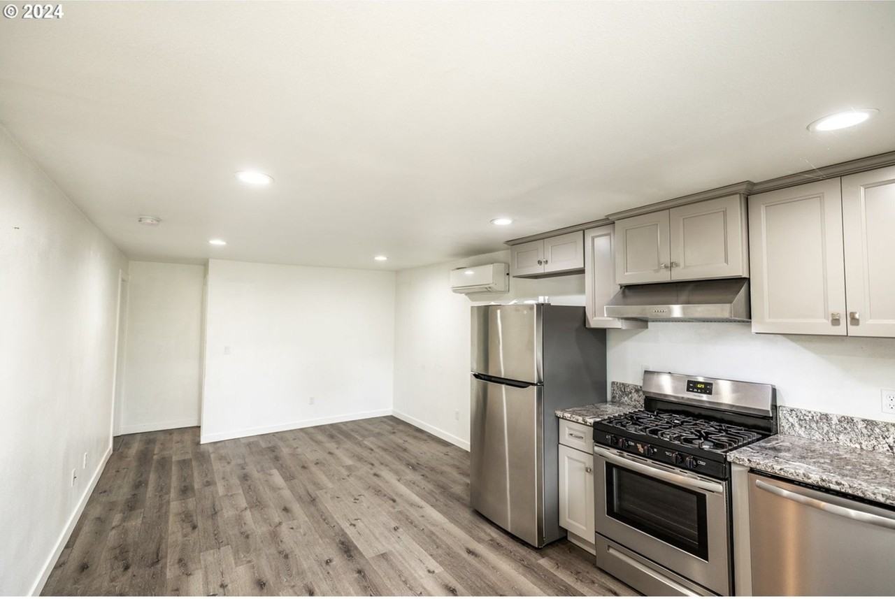 ET-0000: 625, 627, 629 E. 5th Ave - Photo 6 of 21