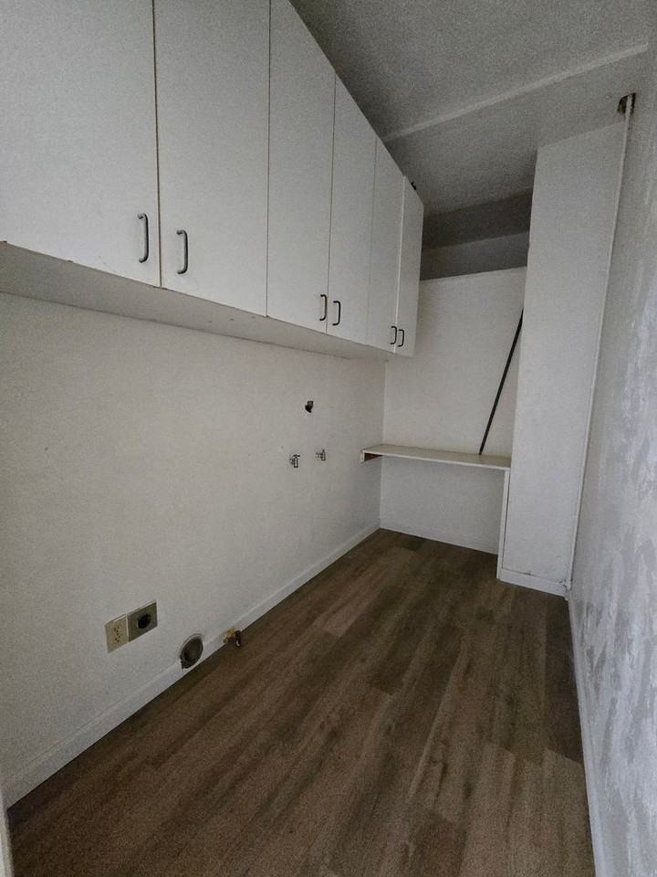 937 W 20th St - Photo 4 of 15