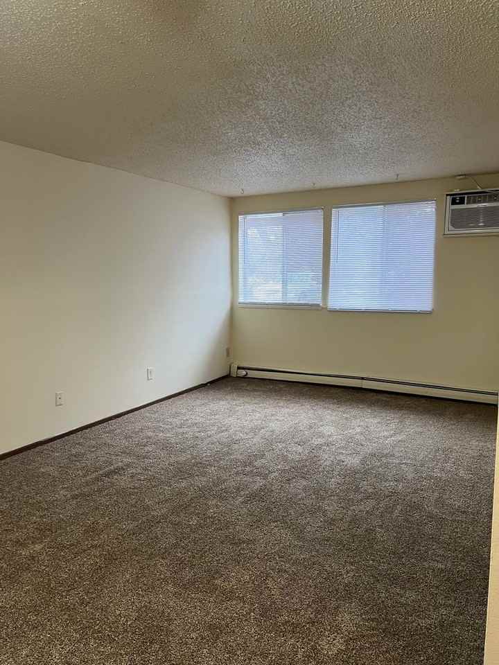 1/2 OFF 1ST MONTHS RENT!!! APPLY TODAY CHAD ESTATES - Photo 6 of 18