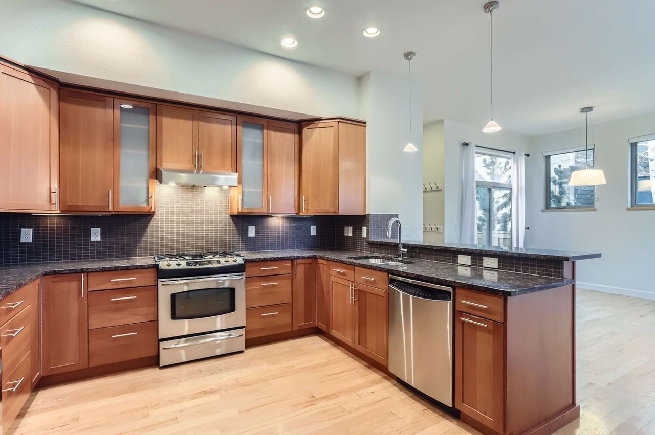 3730 Star Ln - Photo 6 of 32