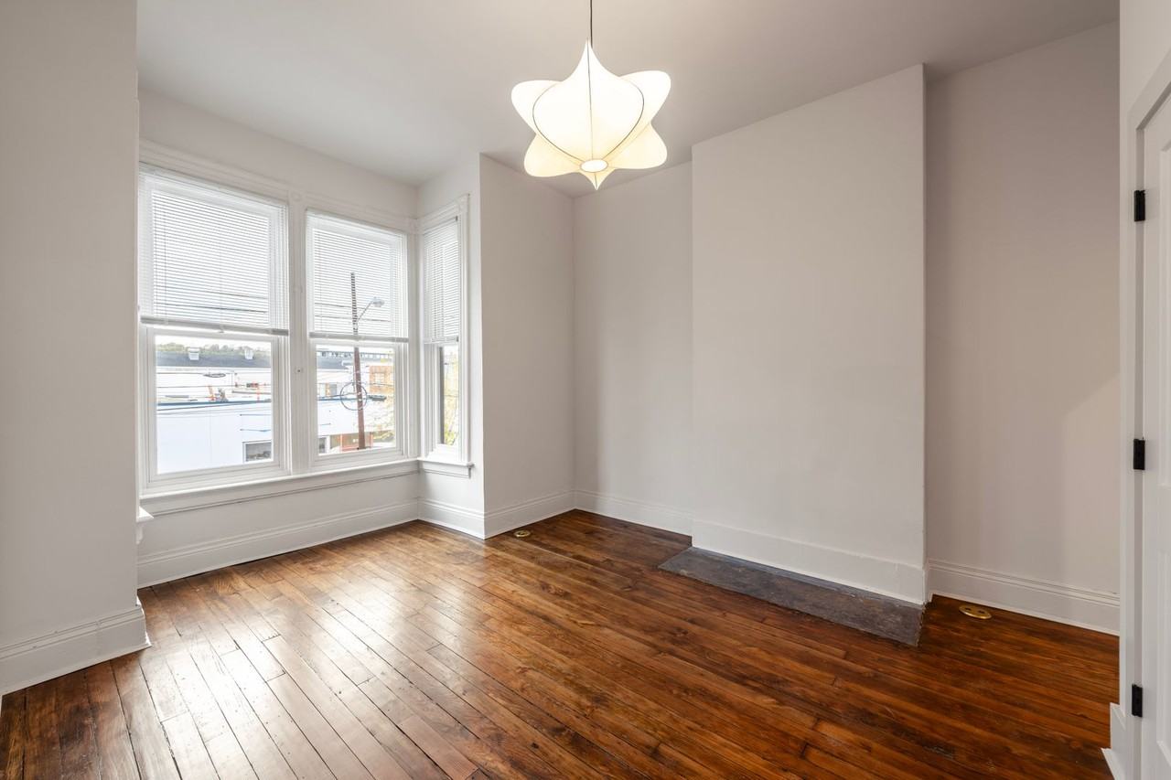 Landwehr Flats (TK) - Photo 2 of 31