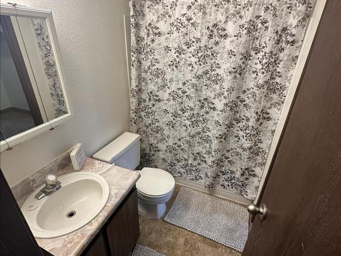 5031 West Clearwater Avenue - Photo 7 of 11