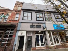 featured image of 254 E Clayton St