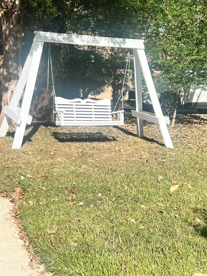 123 Wildwood Dr - Photo 3 of 16