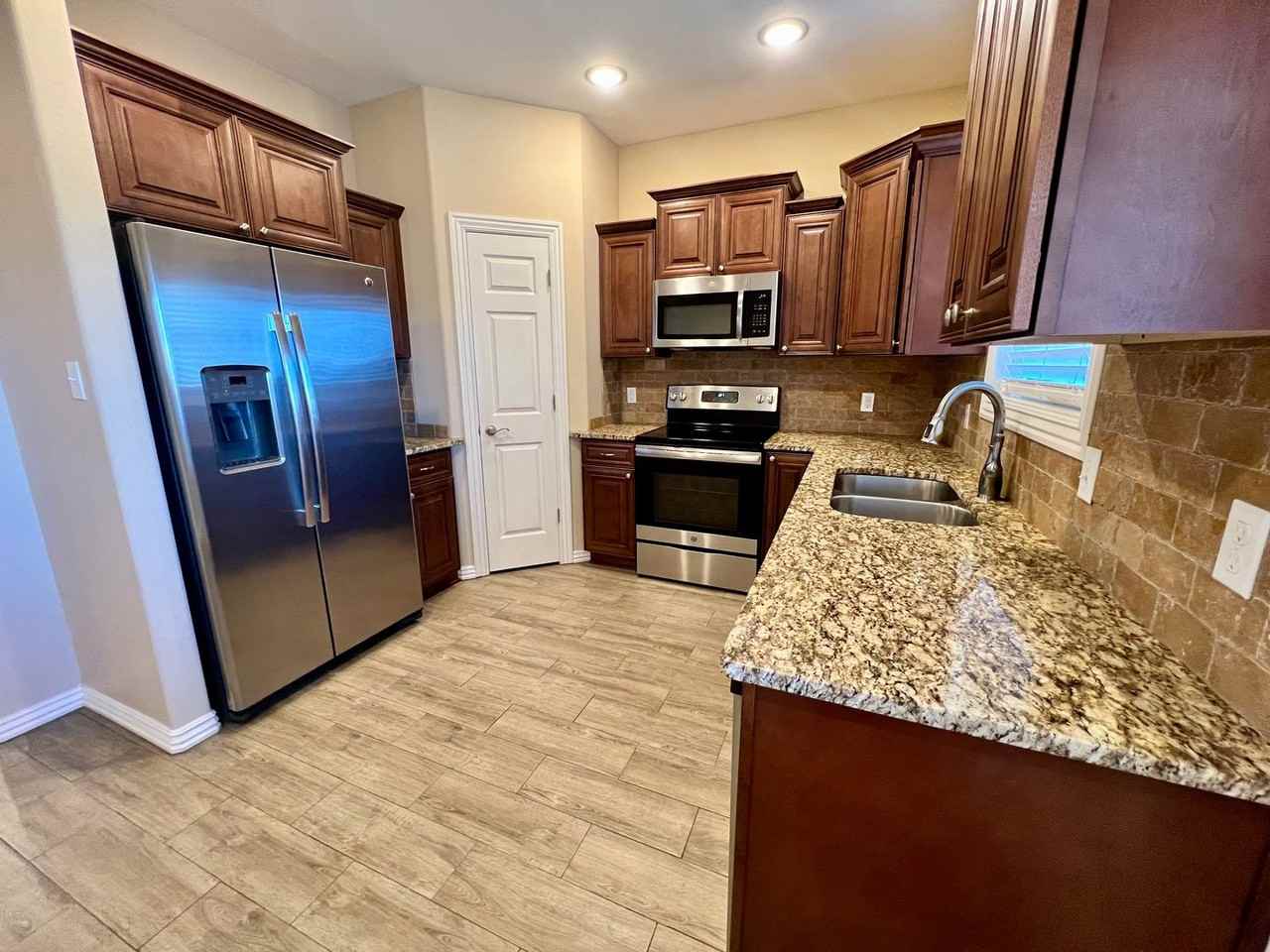 6709 Maribette Rd - Photo 6 of 20